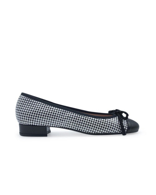 Bailarina pata de gallo