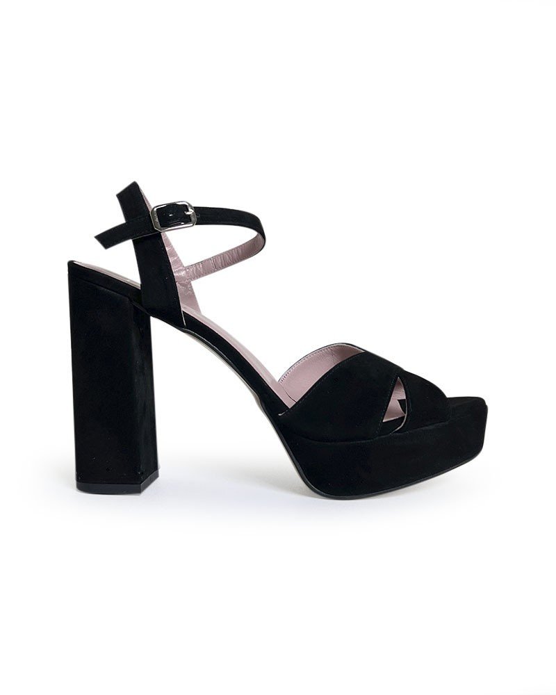 Sandalia ante negro