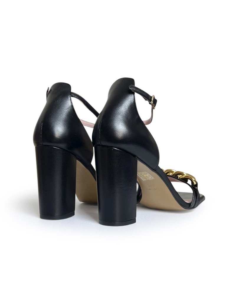 Sandalia cadena 9,5 cms negro