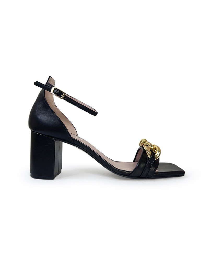 Sandalia cadena 7 cms negro
