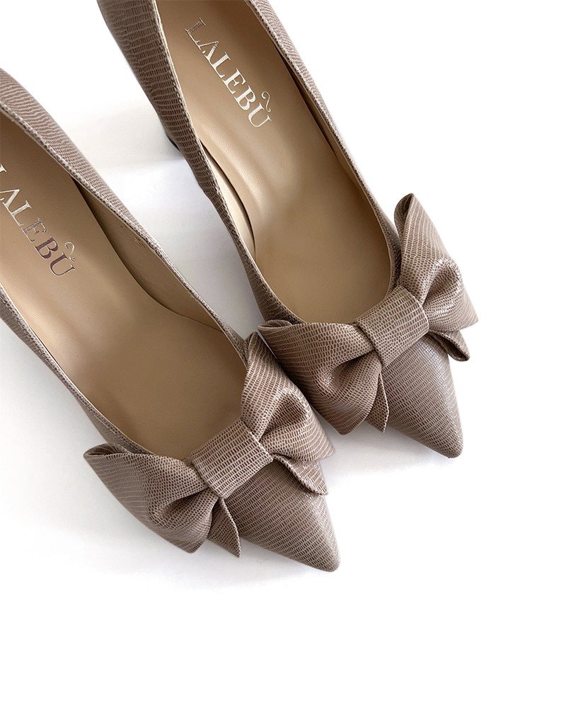Zapato Audrey beige brillo 8 cms