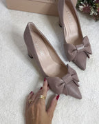 Zapato Audrey beige brillo 8 cms