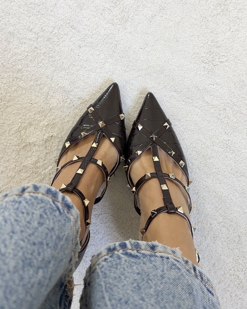 Zapato Tachuelas Coco Marrón Oscuro 6 cms