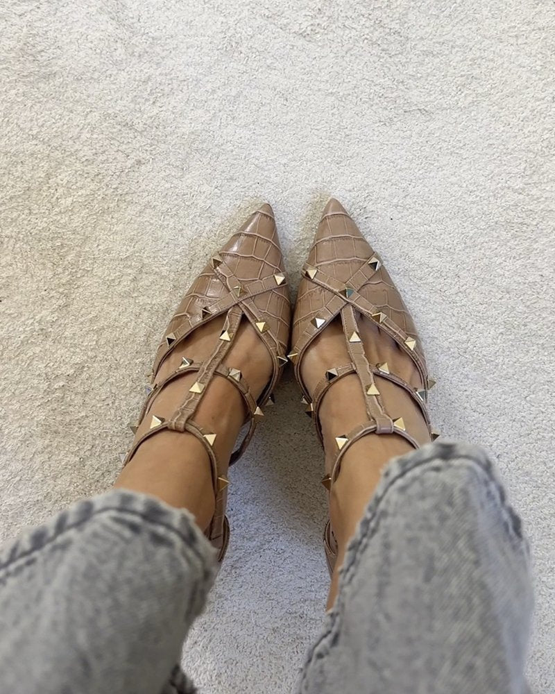 Zapato Tachuelas Coco Beige 6 cms