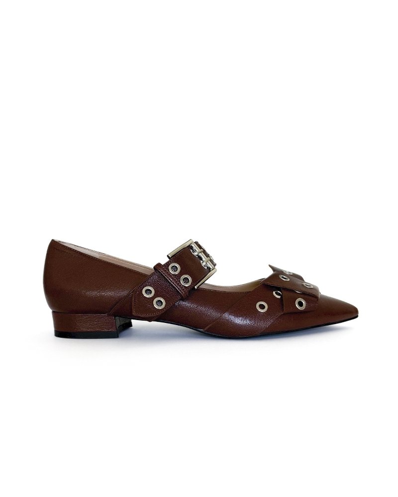 Zapato plano hebilla marrón