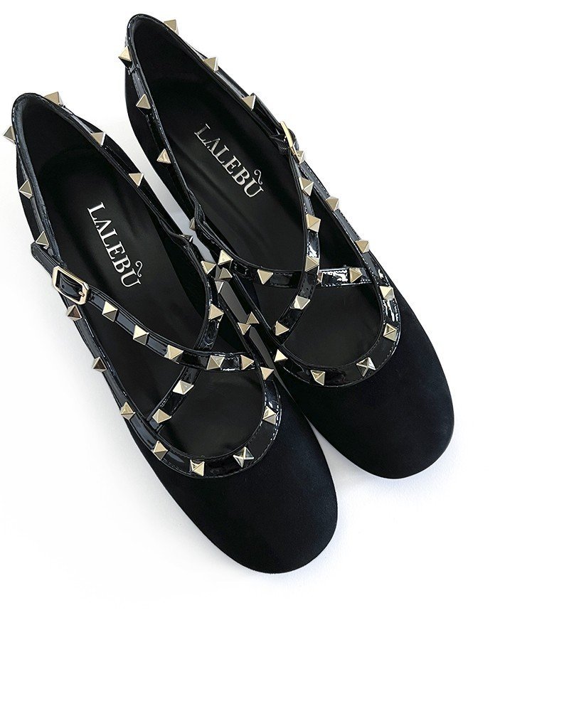 Bailarina tachuelas Negro