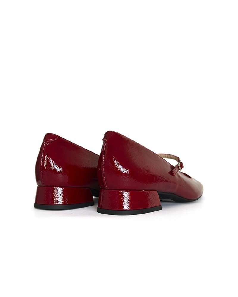 Zapato Mary Jane Burdeos