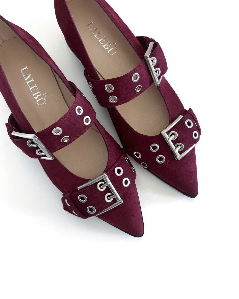 Zapato plano hebilla granate