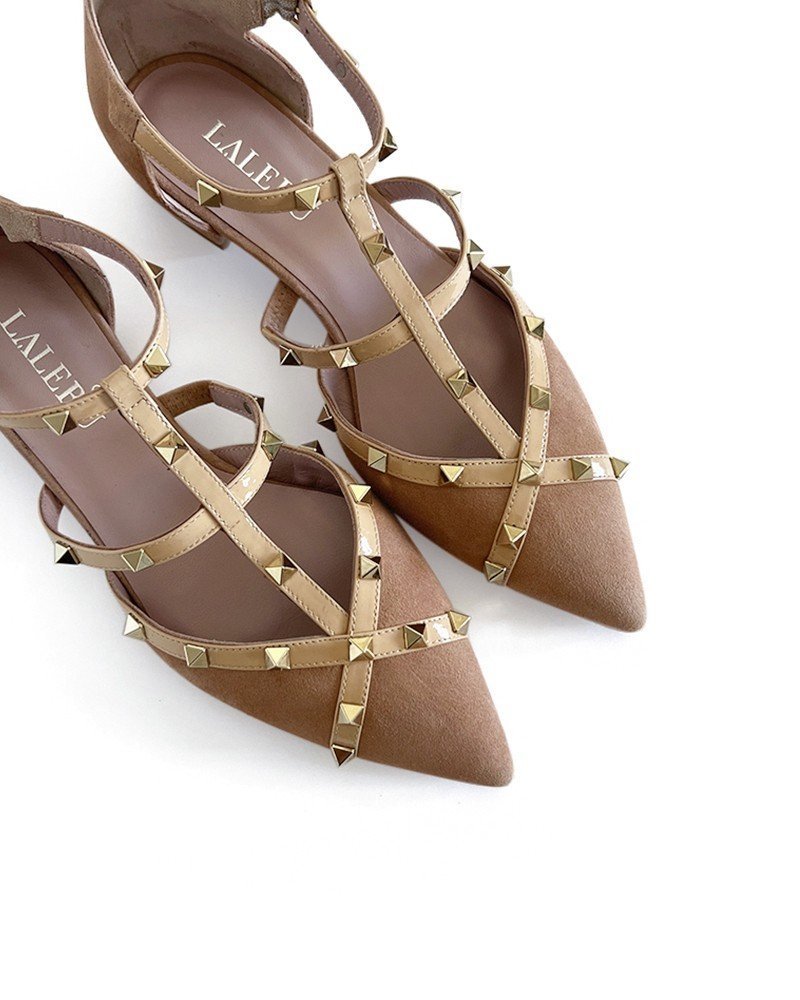 Zapato Plano Tachuelas Nude