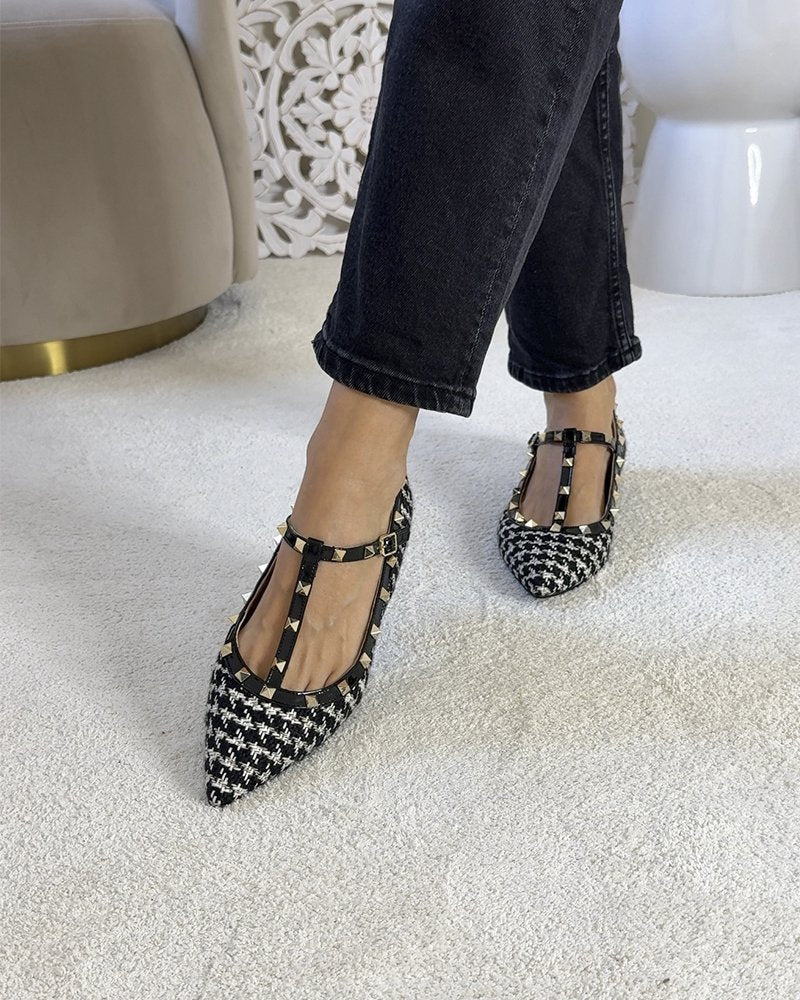 Zapato Plano Tachuelas Pata de Gallo