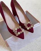 Cinderella Burgundy 8 cms